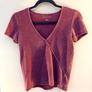 American Eagle rouge small top